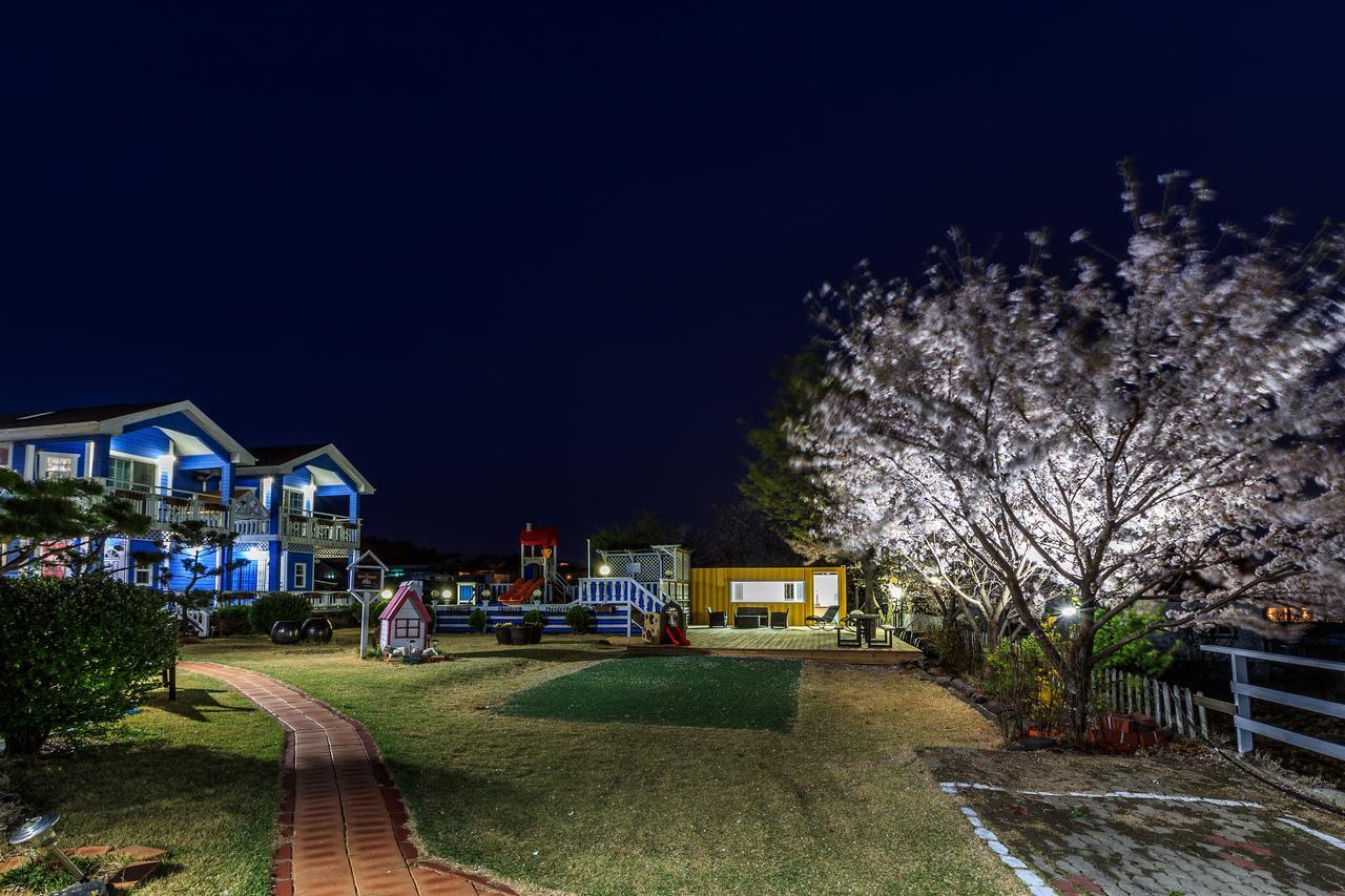 Polaris Tourist Pension Gyeongju Exterior foto